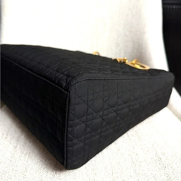 Authentic Christian Dior Lady Dior bag gold charms - Picture 11 of 16